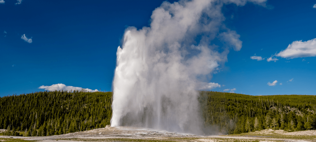 Old Faithful erupting in Yellowstone National Park