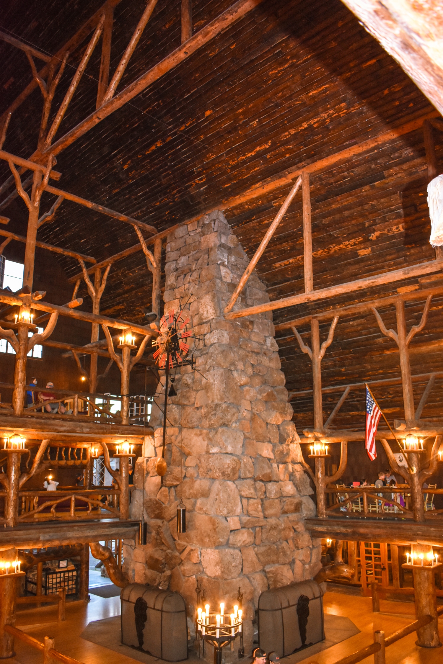 10 Tips for Staying at a Yellowstone National Park Lodge —