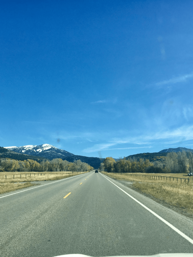 2 Epic Routes for the Ultimate Seattle to Yellowstone Road Trip Story